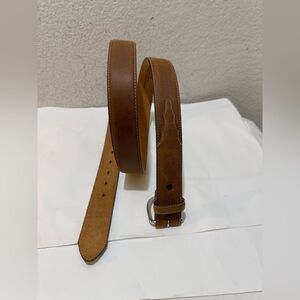 NWOT Silver Creek Men's Classic Brown Leather Belt Brown 48